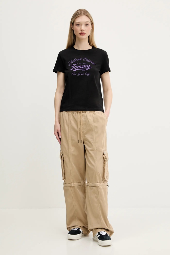 Тениска Tommy Jeans DW0DW21404 черен AW25