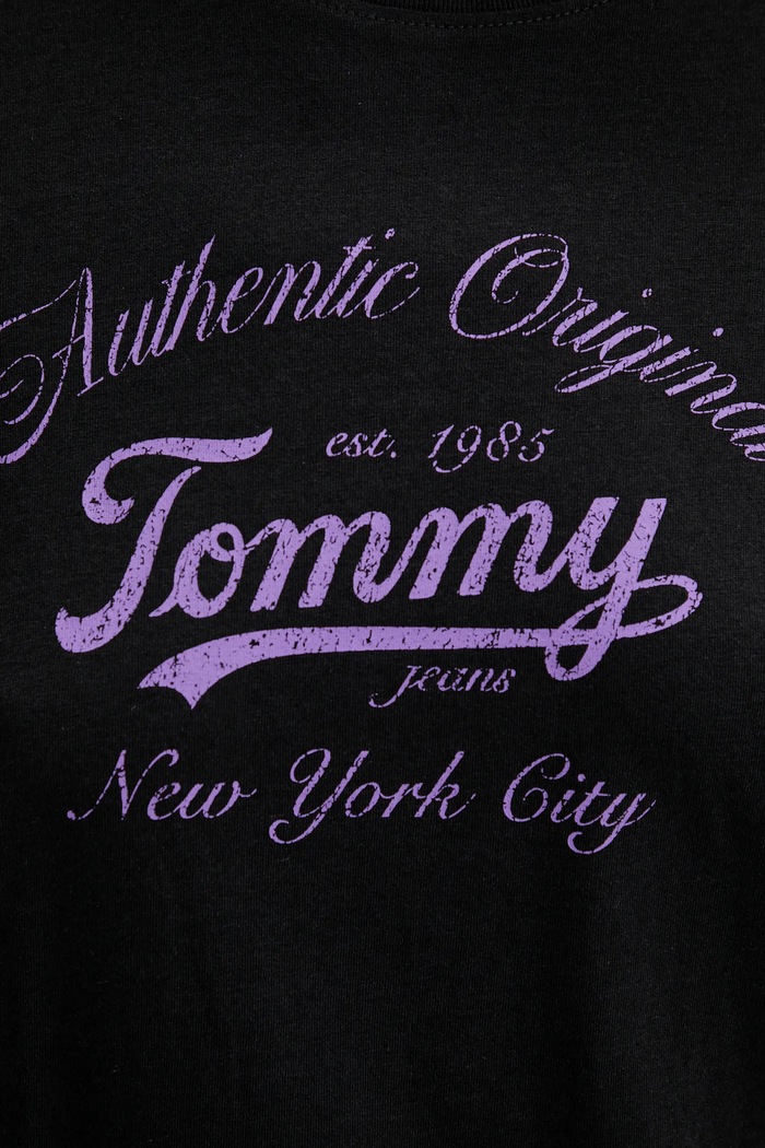 Тениска Tommy Jeans DW0DW21404 черен