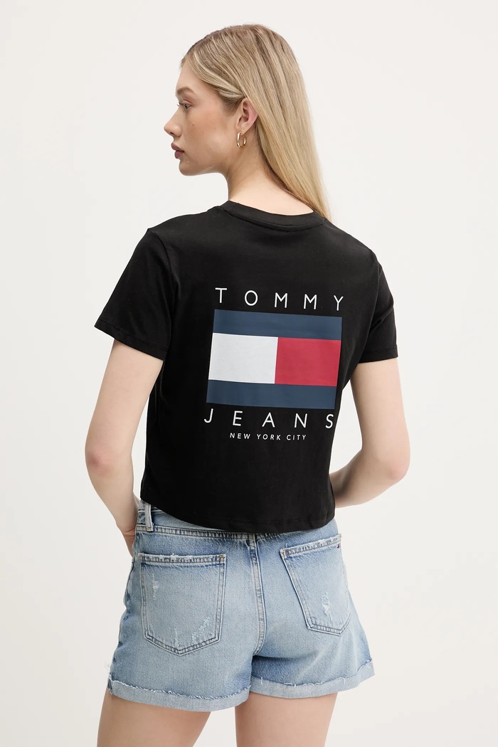 Дрехи Памучна тениска Tommy Jeans DW0DW21423 черен