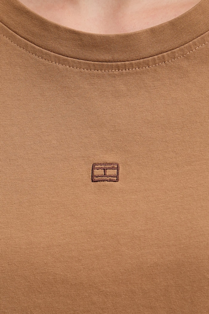 Βαμβακερό μπλουζάκι Tommy Hilfiger καφέ WW0WW45626