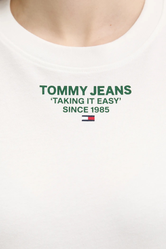 Βαμβακερό μπλουζάκι Tommy Jeans DW0DW21341 λευκό
