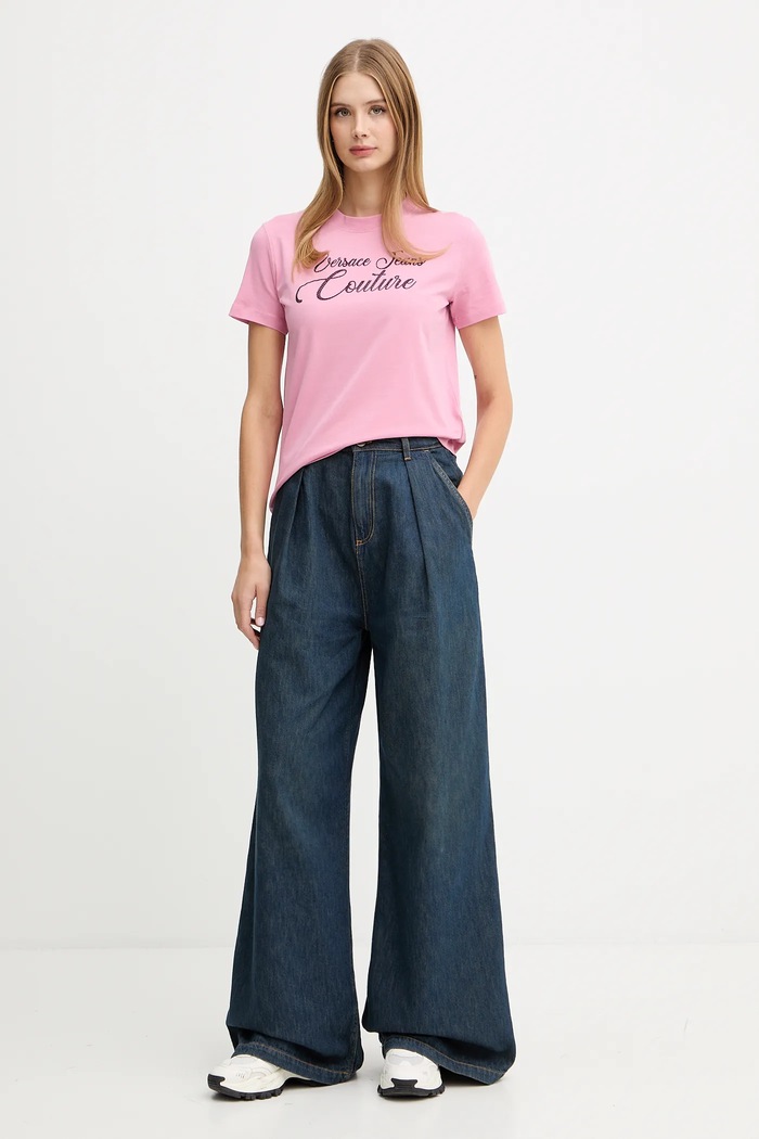 Μπλουζάκι Versace Jeans Couture 79HAHT05.CJ03T ροζ AW25