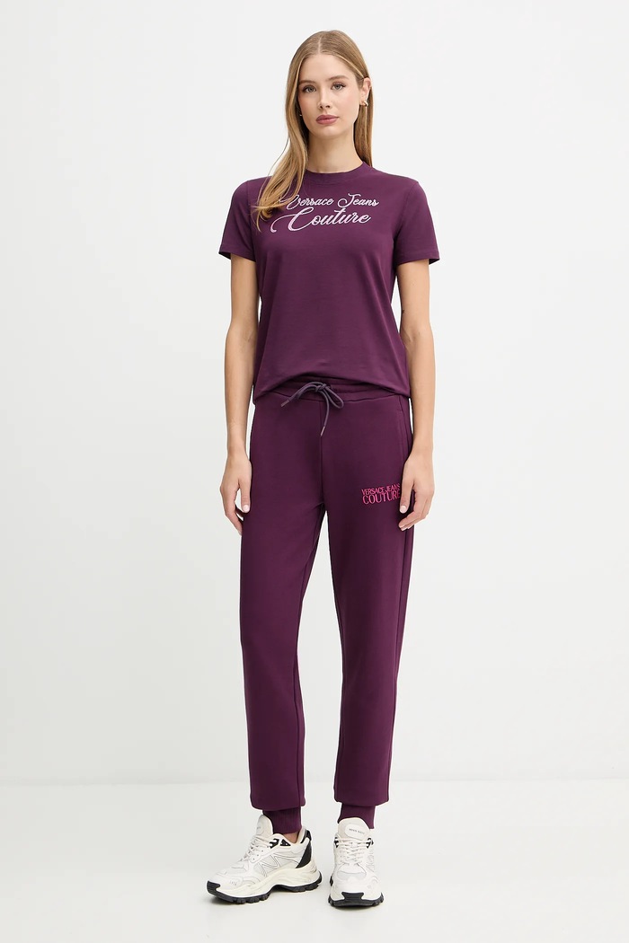 Μπλουζάκι Versace Jeans Couture 79HAHT05.CJ03T μπορντό AW25