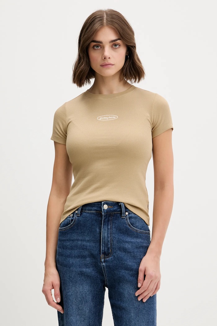 Тениска Guess Jeans вталена бежов W5YP37.KA0H1