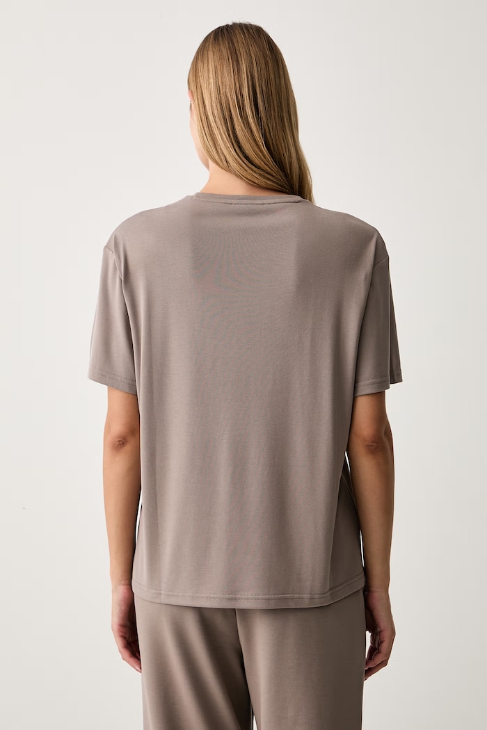 Odzież EA7 Emporio Armani T-shirt damski z wiskozą AF13919.7W000189 brązowy