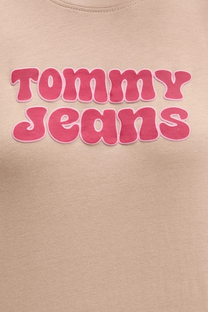 Tommy Jeans t-shirt DW0DW21956 barna
