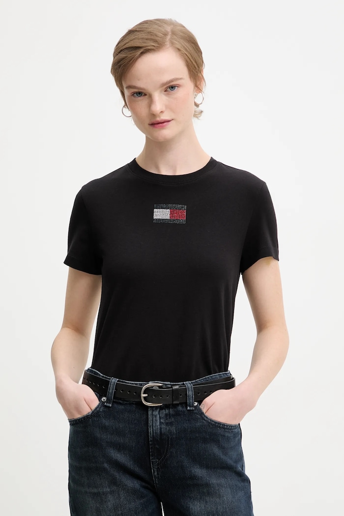Bavlnené tričko Tommy Jeans nášivka čierna DW0DW21965