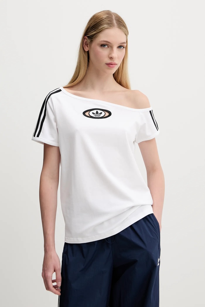 Μπλουζάκι adidas Originals Offshoulder Tee απλικέ λευκό KC8795