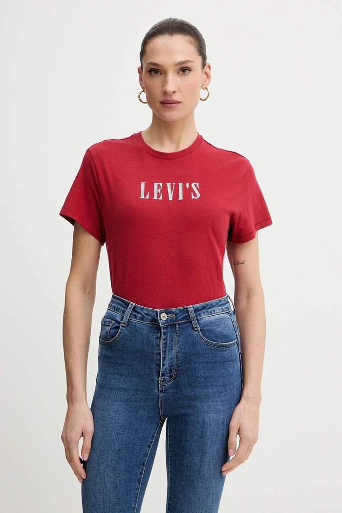 Bavlněné tričko Levi's nášivka červená A2226.0143