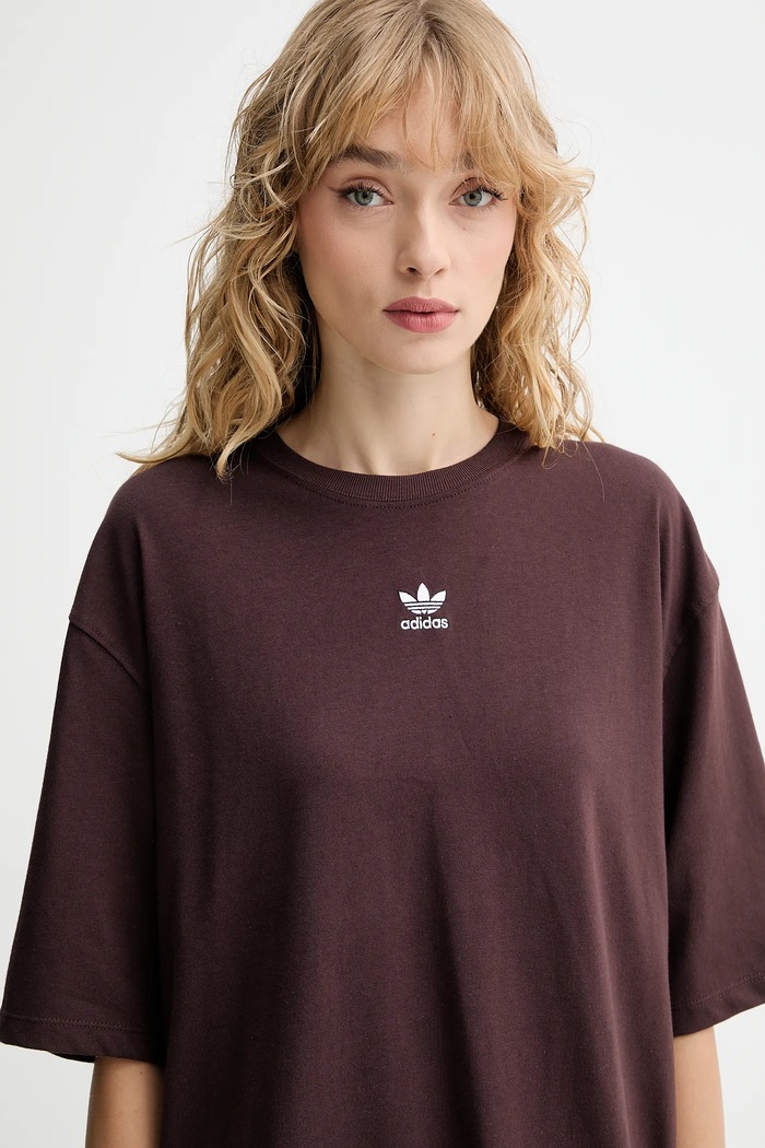 Βαμβακερό μπλουζάκι adidas Originals Boyfriend Tee καφέ KW1907