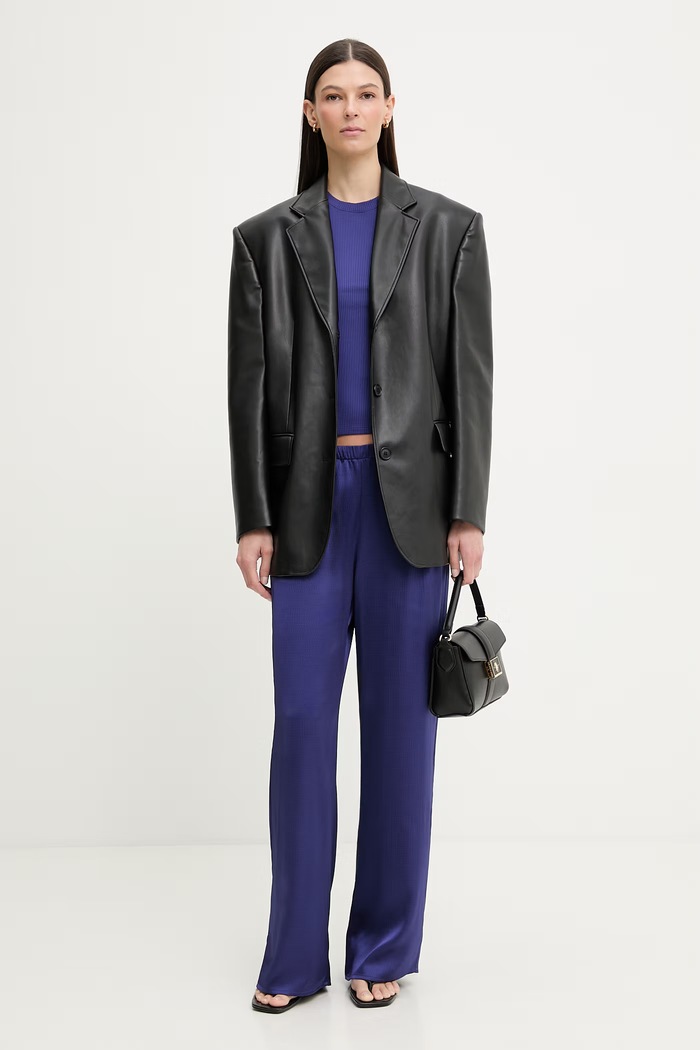 Calvin Klein tričko dámske s modalom LV044D246G fialová SS26