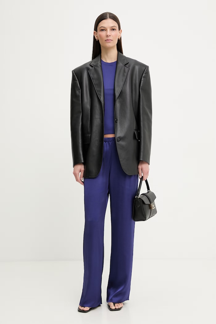Calvin Klein tričko dámske s modalom LV044D246G fialová SS26