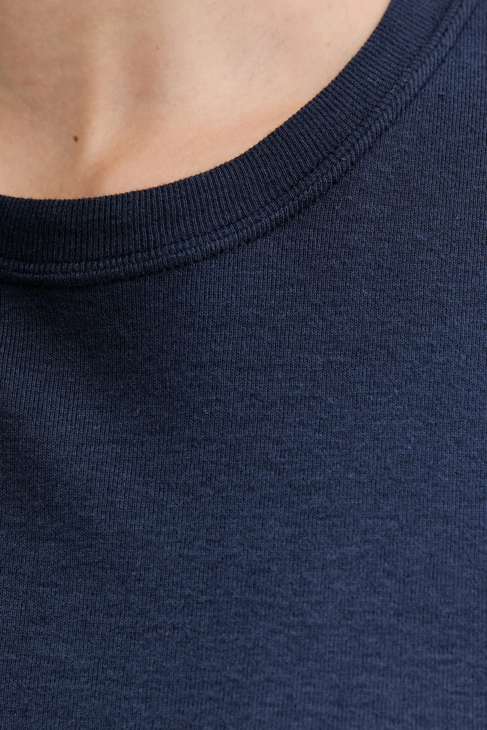 Bavlnené tričko Hollister Co. KI339.5073.200 tmavomodrá
