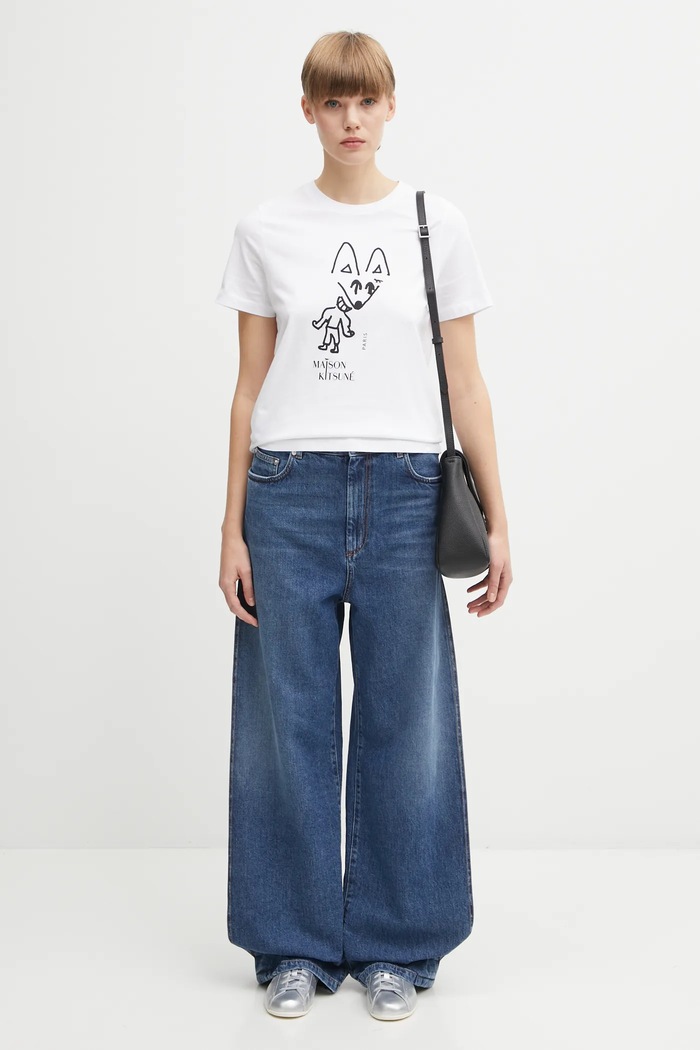 Βαμβακερό μπλουζάκι Maison Kitsuné Party Fox Regular PW00120KJ7026 λευκό