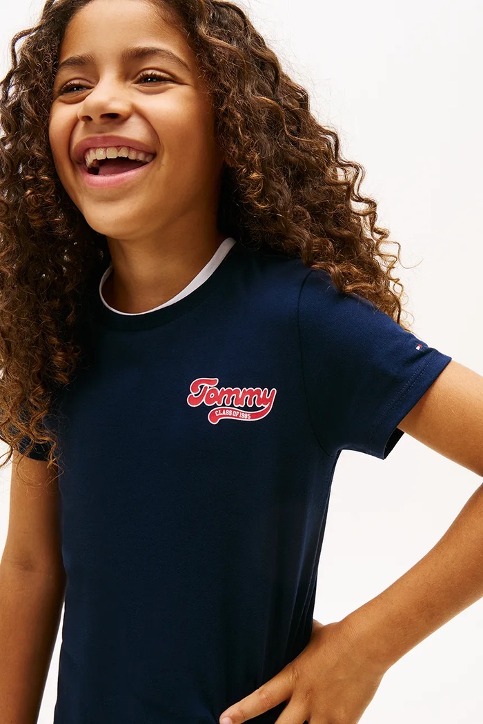 Dziewczynka Tommy Hilfiger t-shirt dziecięcy KG0KG08805.128.176.9BYA granatowy