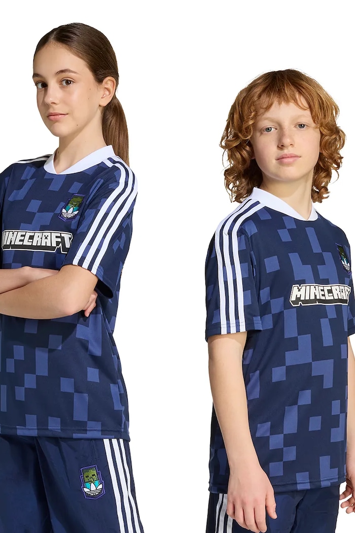 Detské tričko adidas Originals MINECRAFT nášivka tmavomodrá KD9840