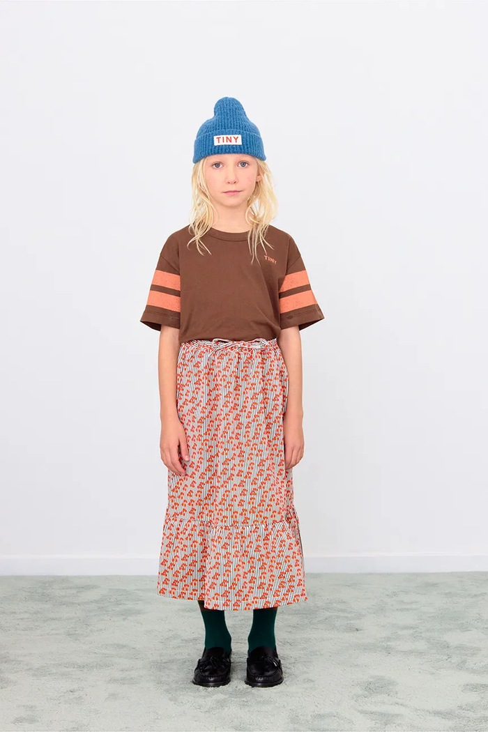 Detské bavlnené tričko Tinycottons STRIPES LOGO TEE hnedá AW25.001