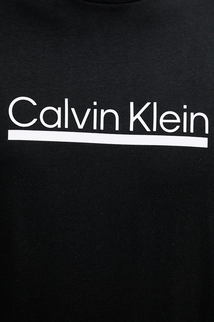 Βαμβακερό μπλουζάκι Calvin Klein μαύρο LV04RC852G