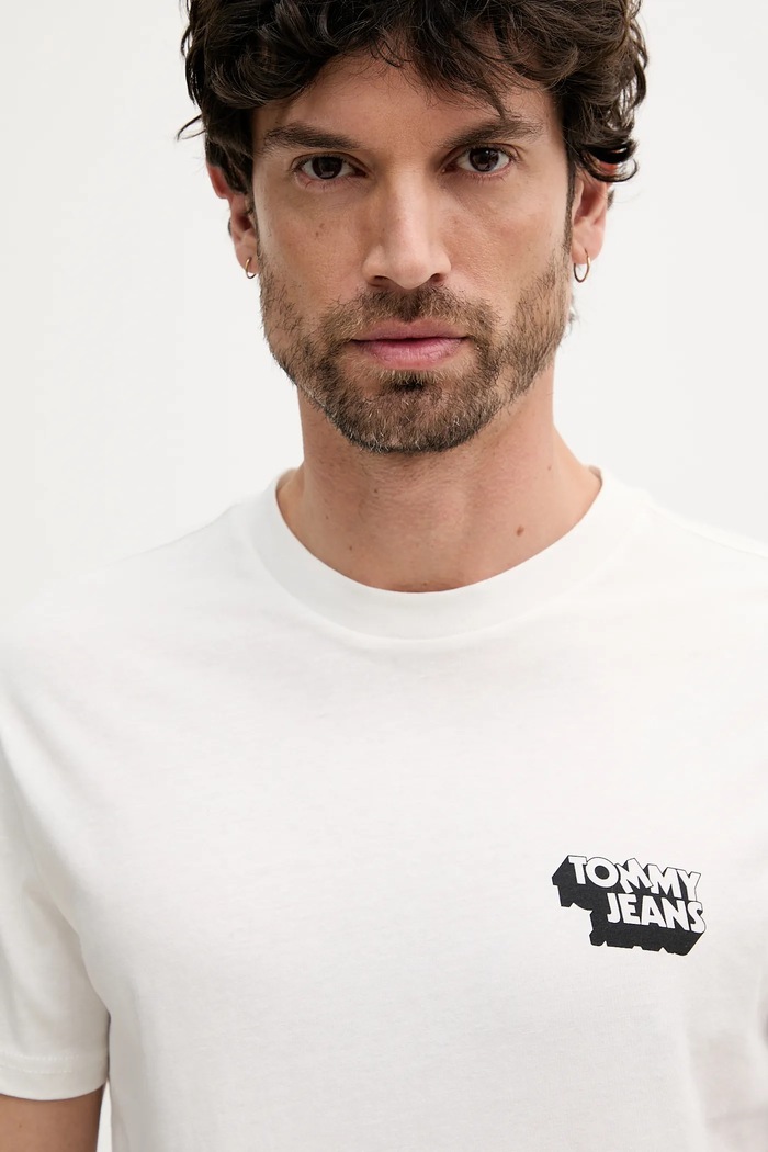 Ruházat Tommy Jeans pamut póló DM0DM21539 fehér