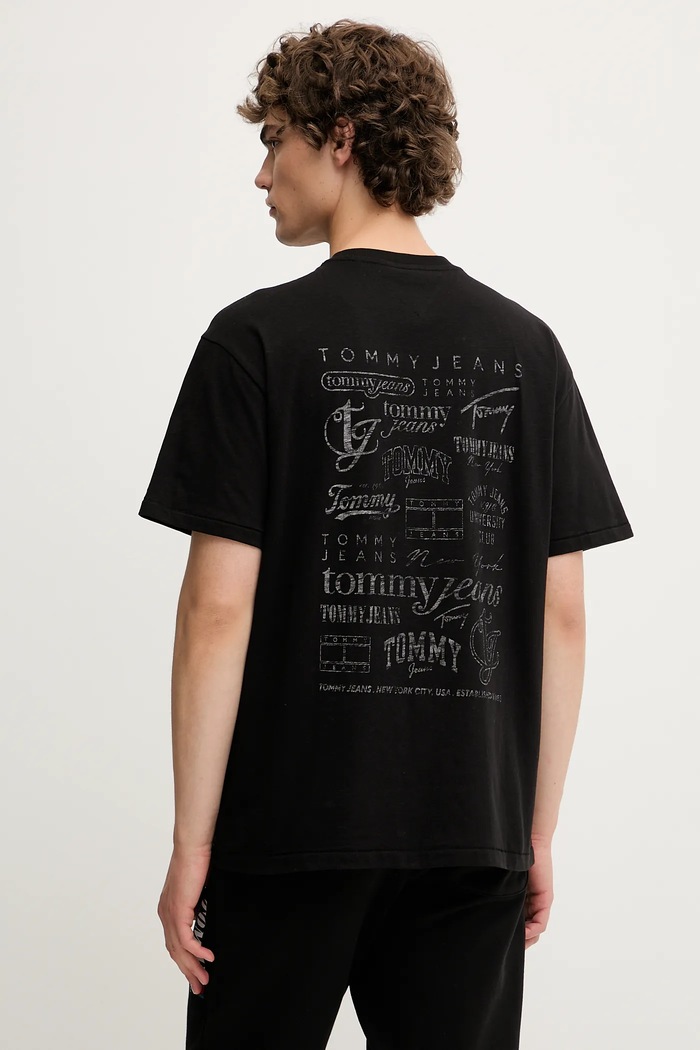 Oblečenie Bavlnené tričko Tommy Jeans DM0DM21584 čierna