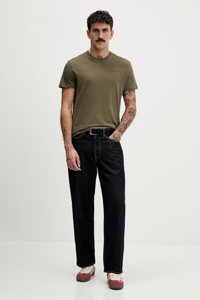 Tommy Jeans tričko pánske bavlnené DM0DM21780 zelená SS26