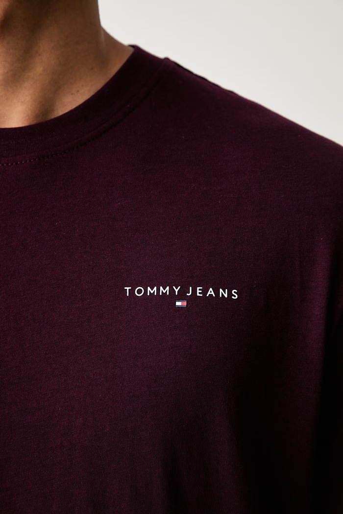 Tommy Jeans tričko pánské bavlněné DM0DM21780 burgundské
