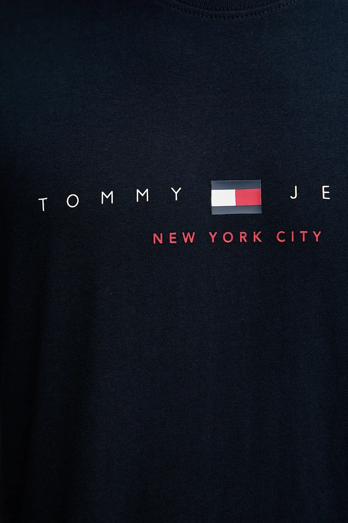 Bavlnené tričko Tommy Jeans tmavomodrá DM0DM21911