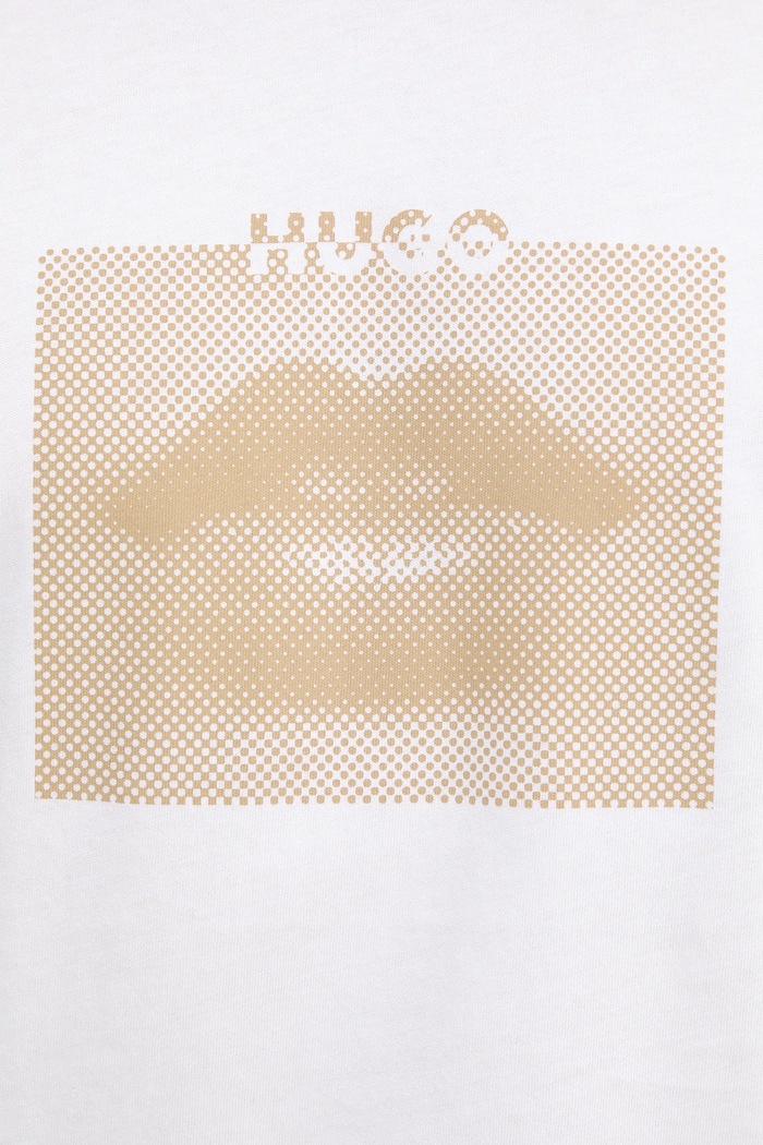 Βαμβακερό μπλουζάκι HUGO San Jared-C 50544496 λευκό