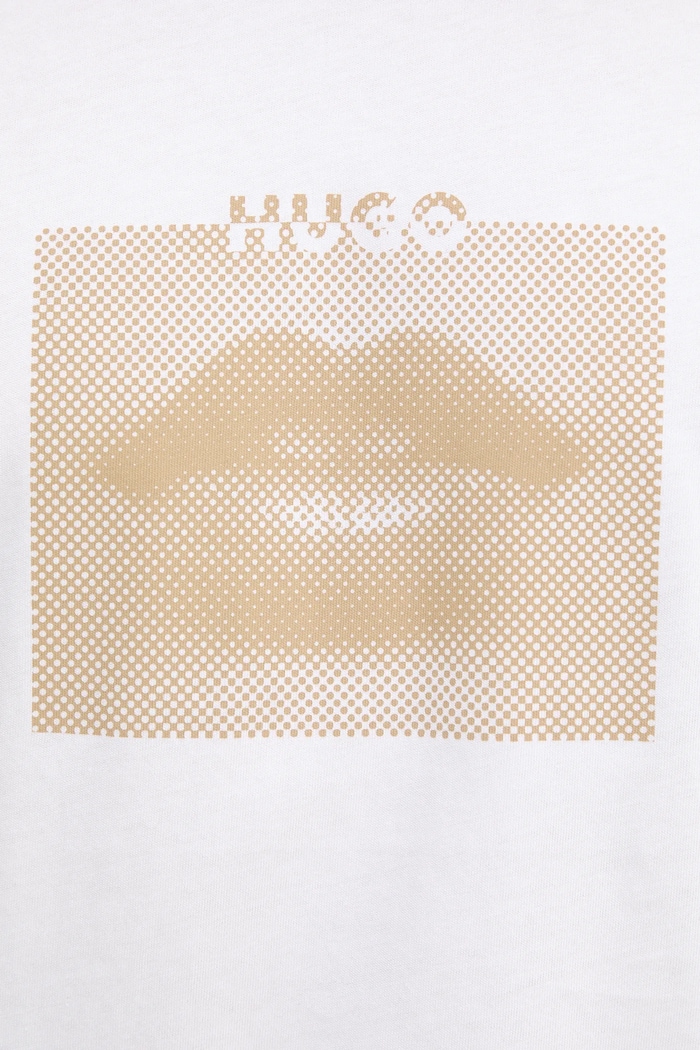 Βαμβακερό μπλουζάκι HUGO San Jared-C 50544496 λευκό