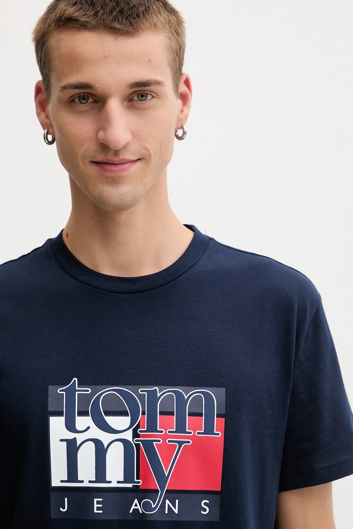 Oblečenie Bavlnené tričko Tommy Jeans DM0DM21977 tmavomodrá