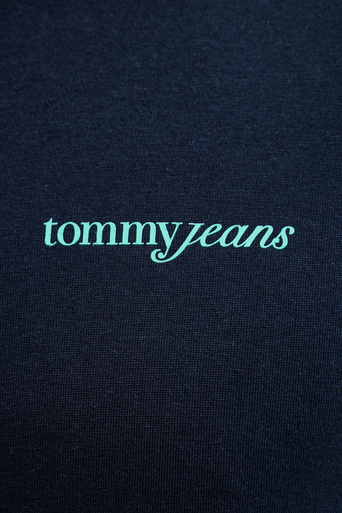 Bavlnené tričko Tommy Jeans tmavomodrá DM0DM21982