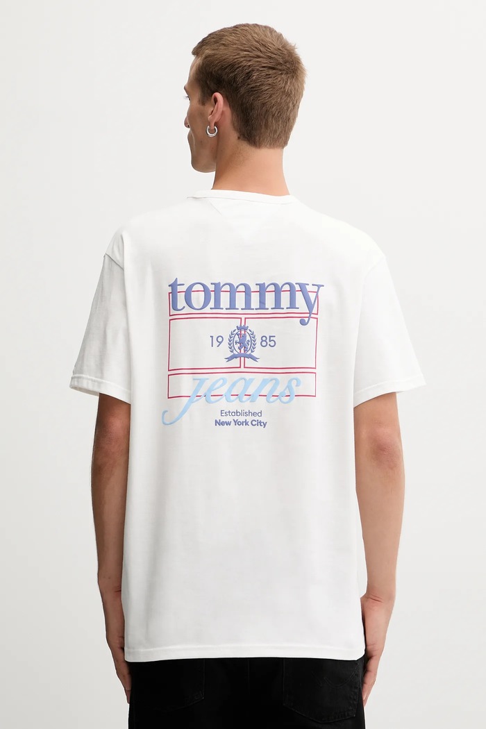 Bavlnené tričko Tommy Jeans regular béžová DM0DM21986