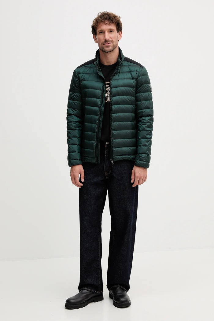 Bavlnené tričko Guess WORLDWIDE M5YI49.KBW41 čierna AW25