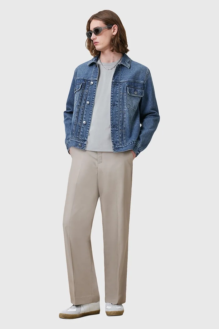 Памучна тениска AllSaints SAKA M016JC сив
