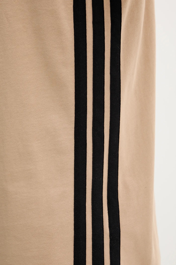 Bavlněné tričko adidas Essentials JX0734 béžová
