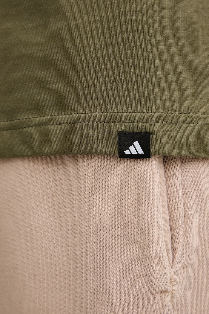 adidas t-shirt bawełniany Camo Logo KA7131 zielony