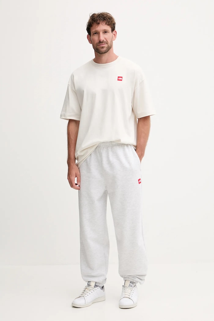 Bavlněné tričko The North Face Redbox NF0A8EG5QLI1 béžová SS26