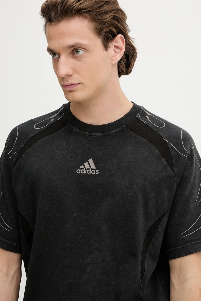 adidas Originals t-shirt bawełniany Adilenium Tg Te czarny KF8538
