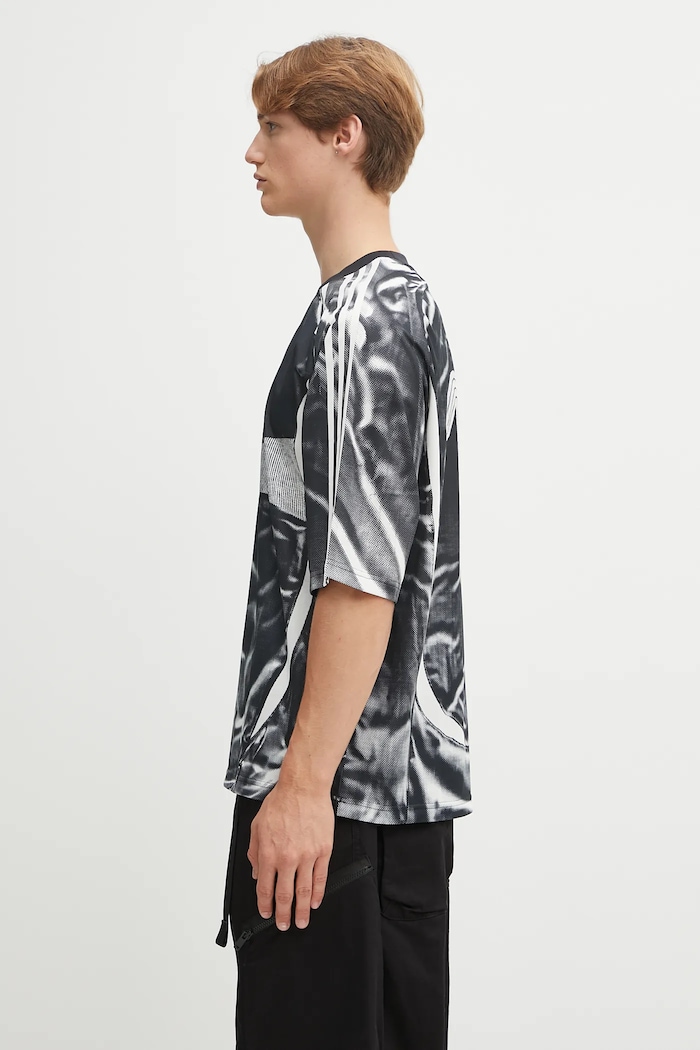 Футболка adidas Originals Adilenium Tg Je KF8522 чорний AW25