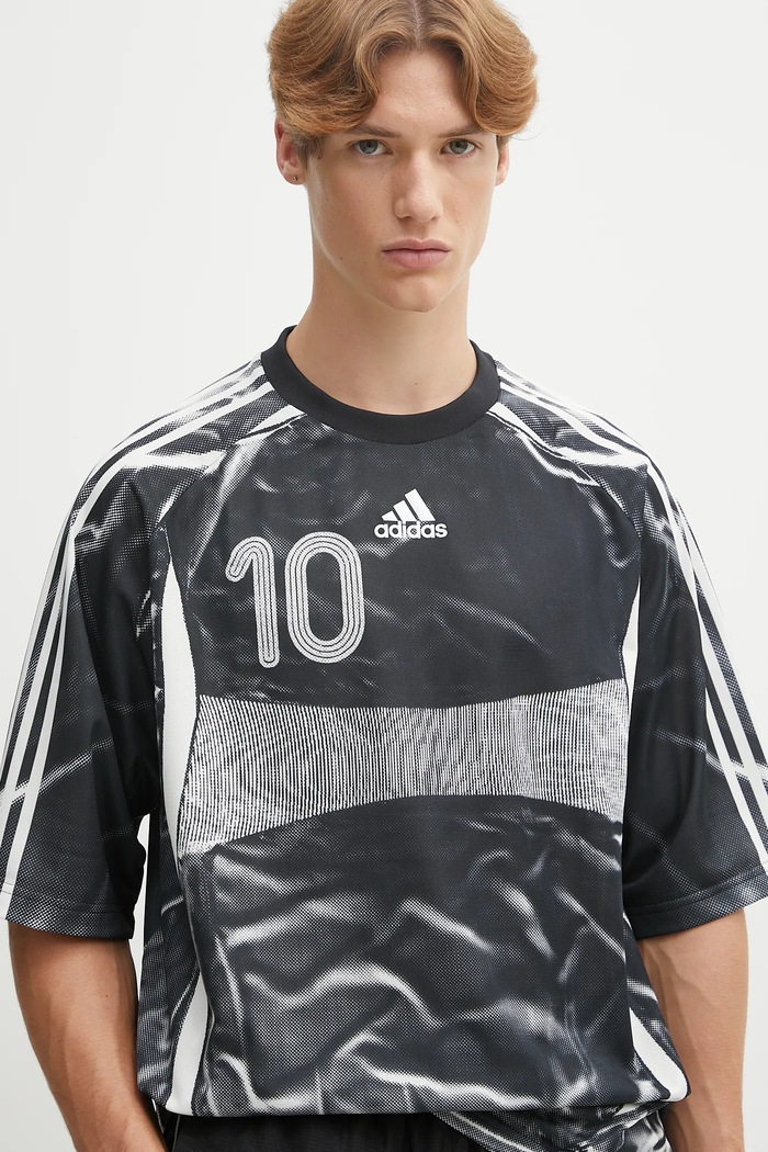 adidas Originals t-shirt Adilenium Tg Je fekete KF8522