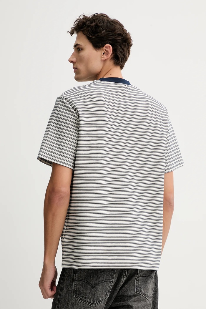 Oblečenie Tričko Calvin Klein LV04LD204G tmavomodrá