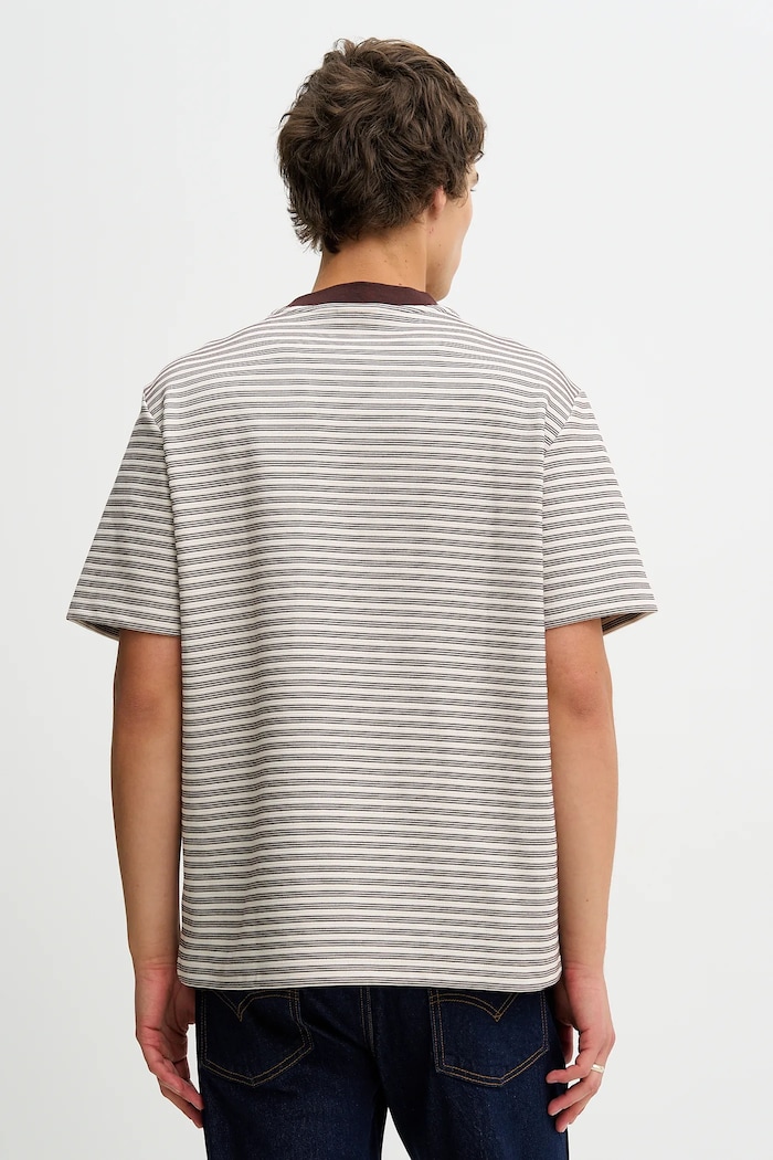 Дрехи Тениска Calvin Klein LV04LD204G кафяв