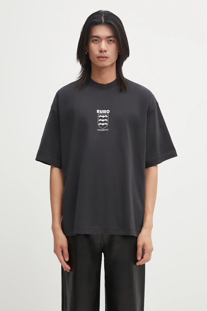 VETEMENTS t-shirt bawełniany Bats Logo Regular nadruk czarny UH76TR650B