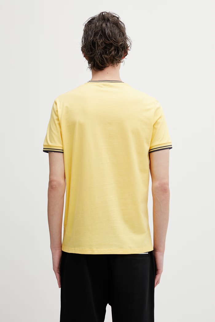 Îmbrăcăminte Fred Perry tricou bărbătesc din bumbac M1588V galben
