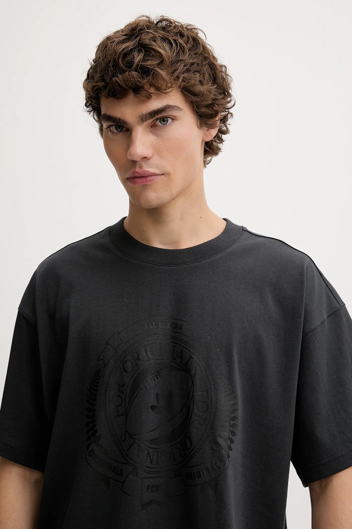 Bombažna kratka majica adidas Originals All Black siva KG4650