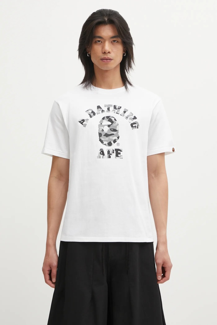 Βαμβακερό μπλουζάκι A Bathing Ape 1st Camo College χαλαρό λευκό 1L30110012