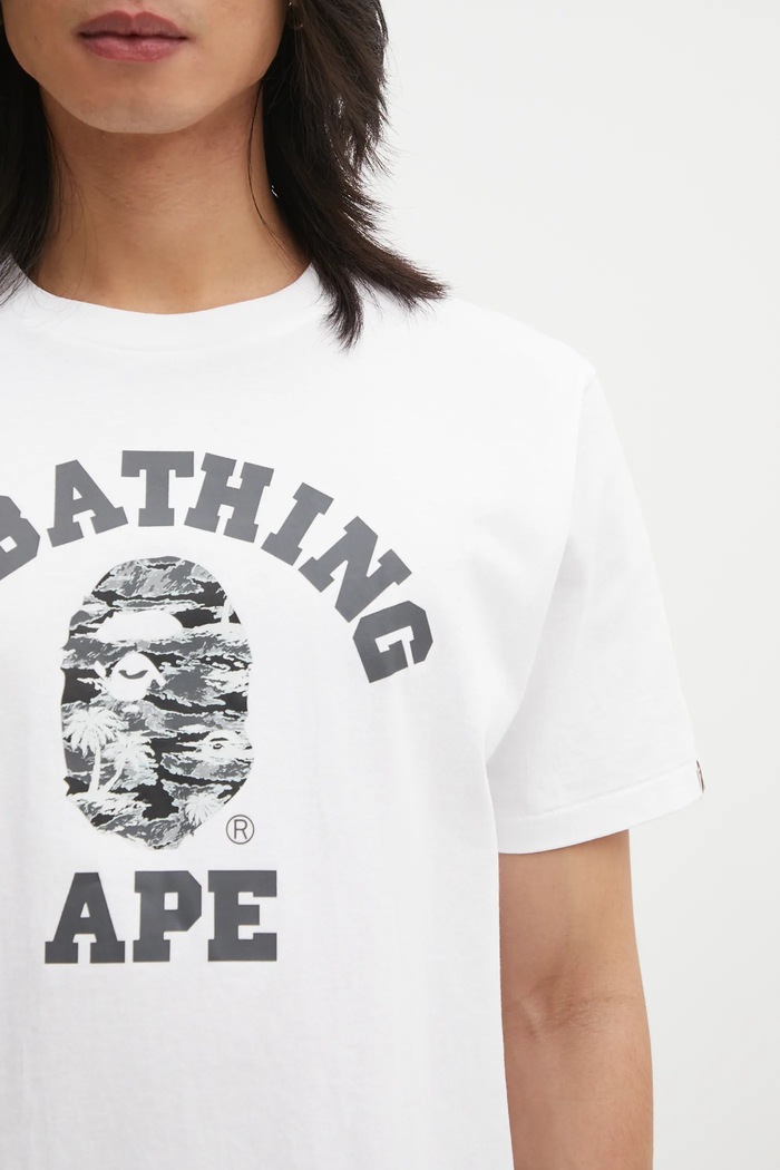 Бавовняна футболка A Bathing Ape Palm Tree Camo College білий 1L30110025