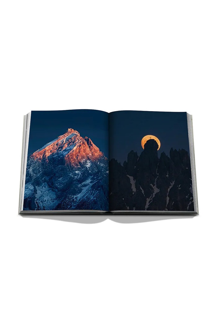 Assouline Książka Cortina d'Ampezzo, Massimo Nava 9781649806147