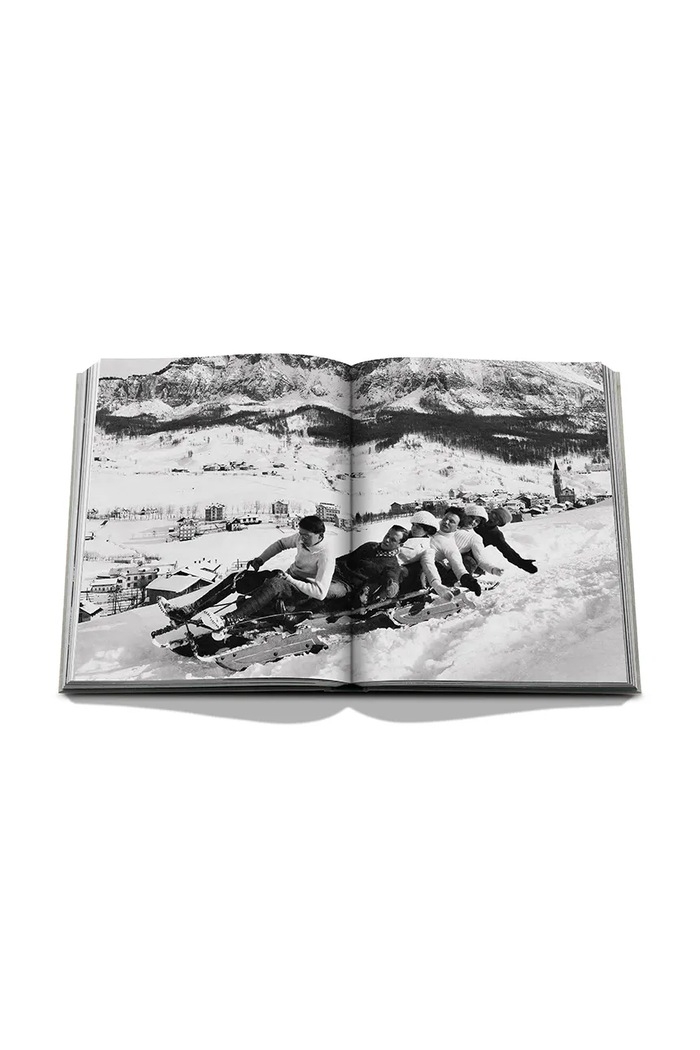 Książka Cortina d'Ampezzo, Massimo Nava Assouline multicolor 9781649806147
