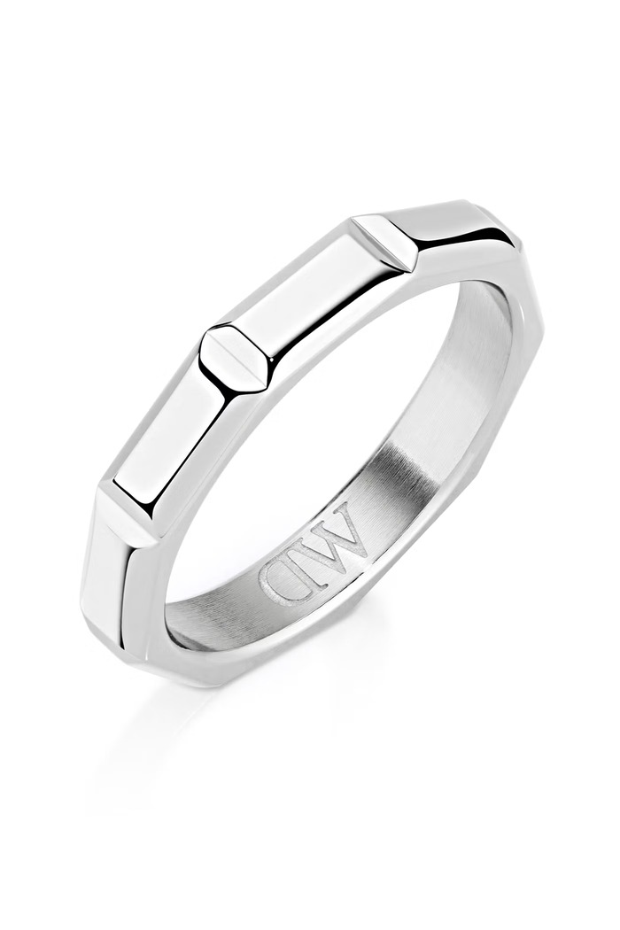 Daniel Wellington Pierścionek damski ze stali nierdzewnej Bric Ring Icon srebrny DW00402190